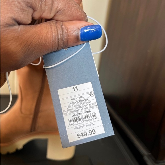 Universal Thread carrigan tall boot! NWT! - Picture 6 of 7